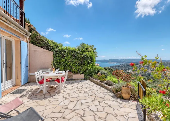 Exceptional View In Saint-clair For 4 People Le Lavandou